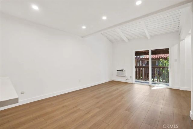 1030 W Macarthur 86, Santa Ana, CA 92707