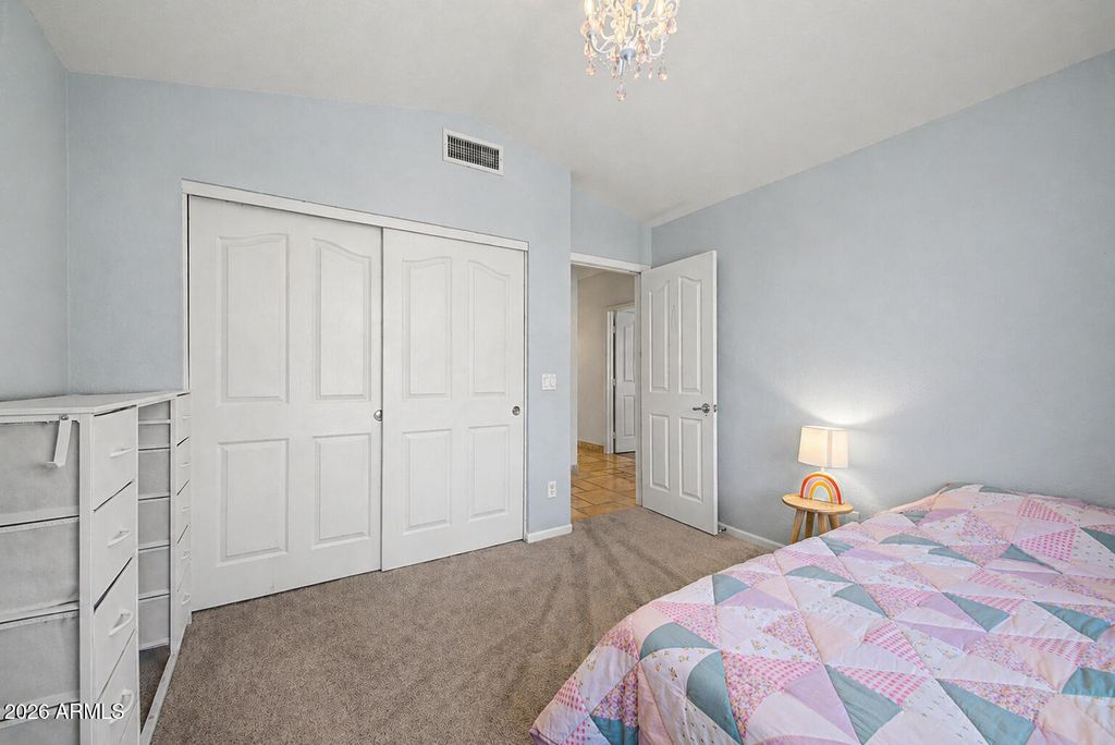 Image 31 of property listing at 7826 W KERRY Lane, Glendale, AZ 85308