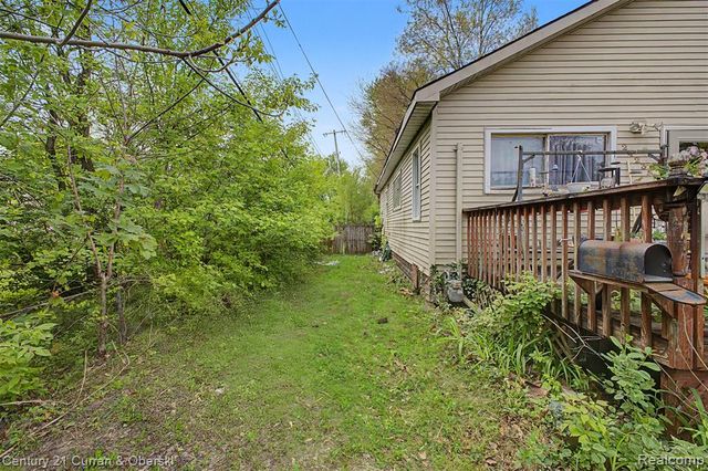24235 Puritan, Redford, MI 48239
