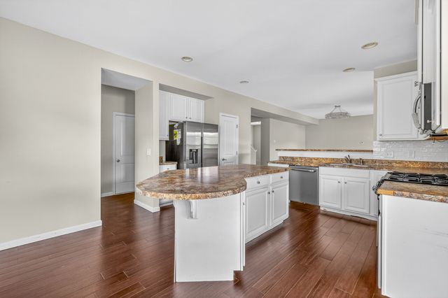684 Wolfeboro Ln, Nashville, TN 37221