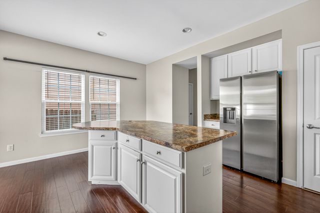 684 Wolfeboro Ln, Nashville, TN 37221