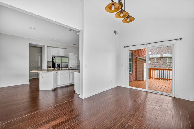684 Wolfeboro Ln, Nashville, TN 37221
