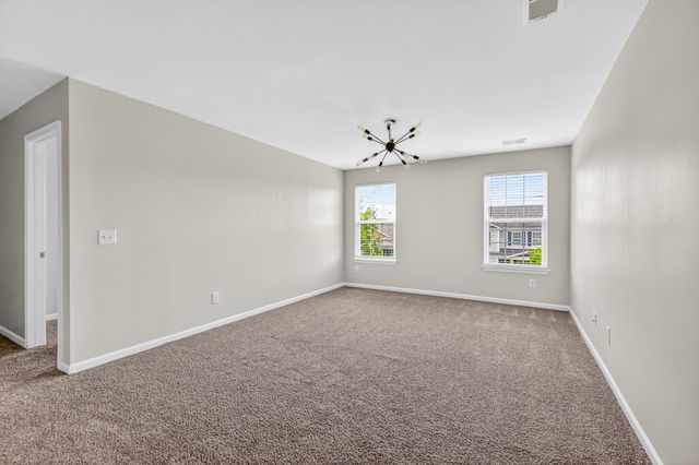 684 Wolfeboro Ln, Nashville, TN 37221