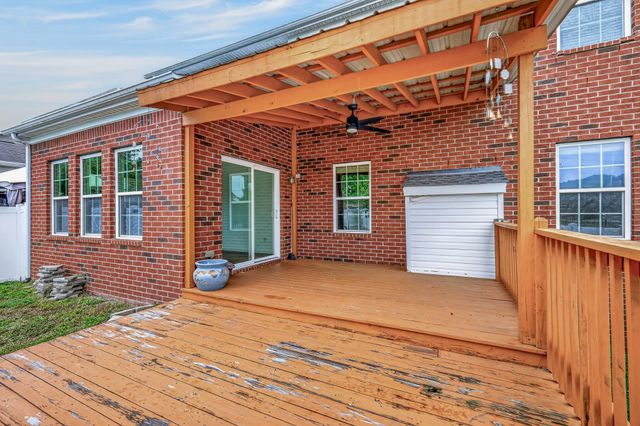 684 Wolfeboro Ln, Nashville, TN 37221