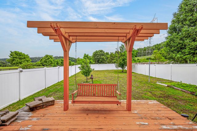 684 Wolfeboro Ln, Nashville, TN 37221
