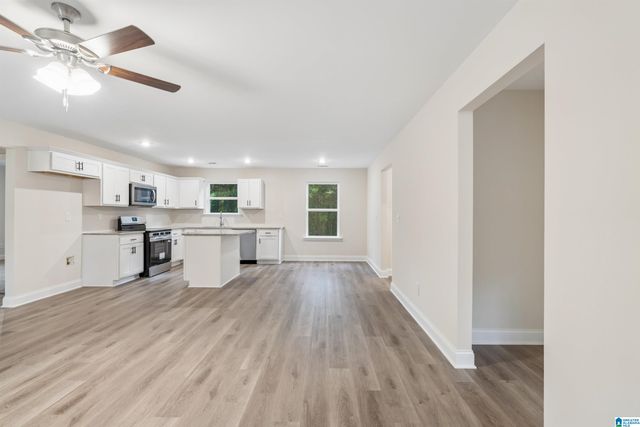 244 MABELON COURT, Hueytown, AL 35023