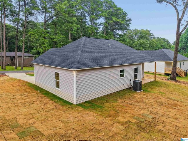 244 MABELON COURT, Hueytown, AL 35023