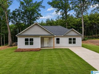244 MABELON COURT, Hueytown, AL 35023