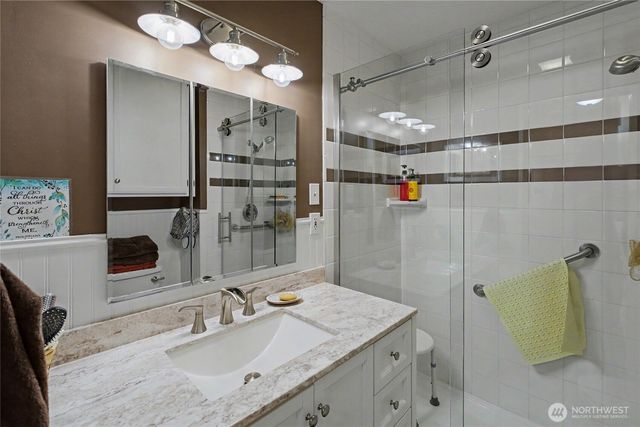 1104 N Baker, East Wenatchee, WA 90880