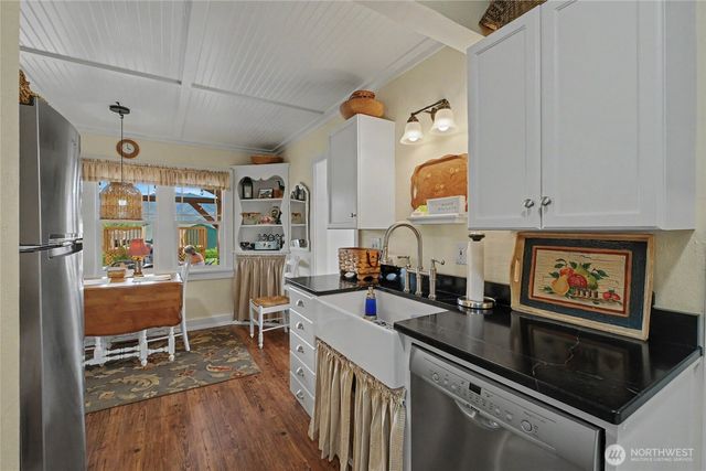 1104 N Baker, East Wenatchee, WA 90880