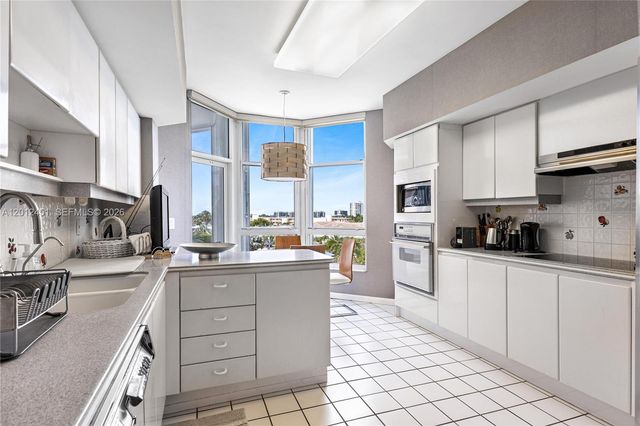 1440 S Ocean Blvd Apt 5D, Lauderdale By The Sea, FL 33062
