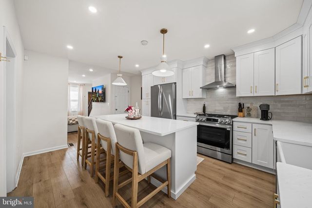 2061 SAINT ALBANS ST, Philadelphia, PA 19146