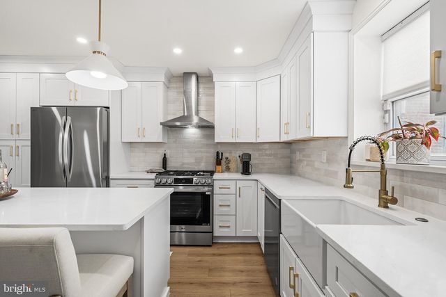 2061 SAINT ALBANS ST, Philadelphia, PA 19146
