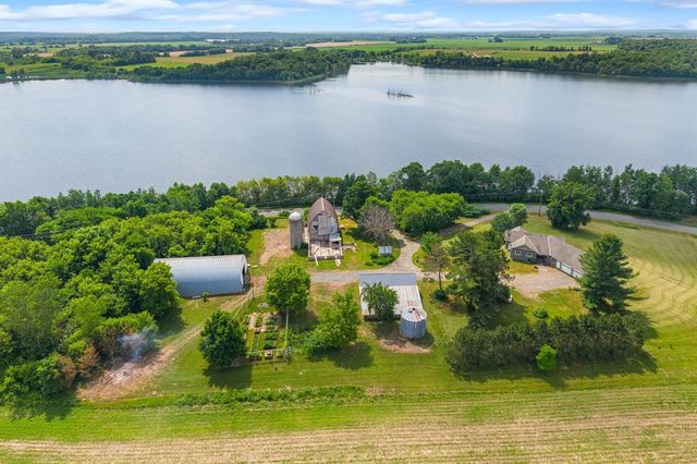 1729 Bear Lake Drive, Dresser, WI 54009