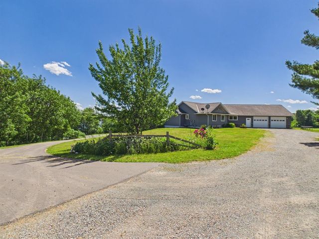 1729 Bear Lake Drive, Dresser, WI 54009