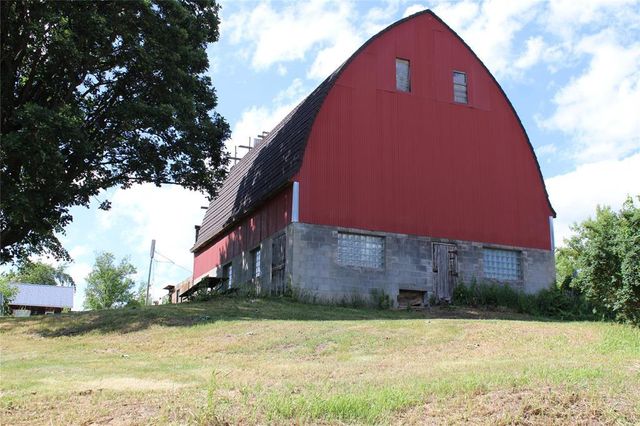 1729 Bear Lake Drive, Dresser, WI 54009