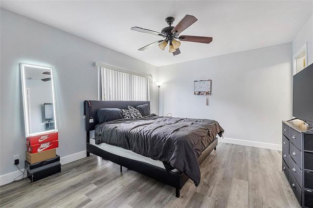 301 N Pine Island Road 107, Plantation, FL 33324