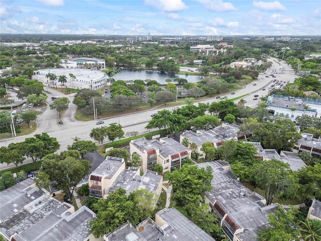 301 N Pine Island Road 107, Plantation, FL 33324