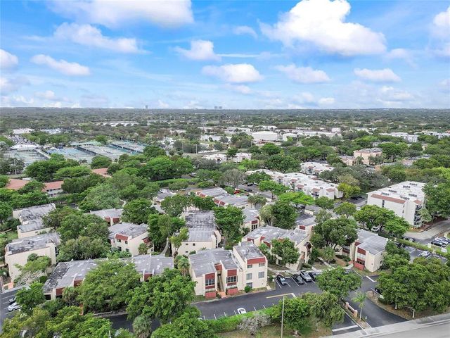 301 N Pine Island Road 107, Plantation, FL 33324