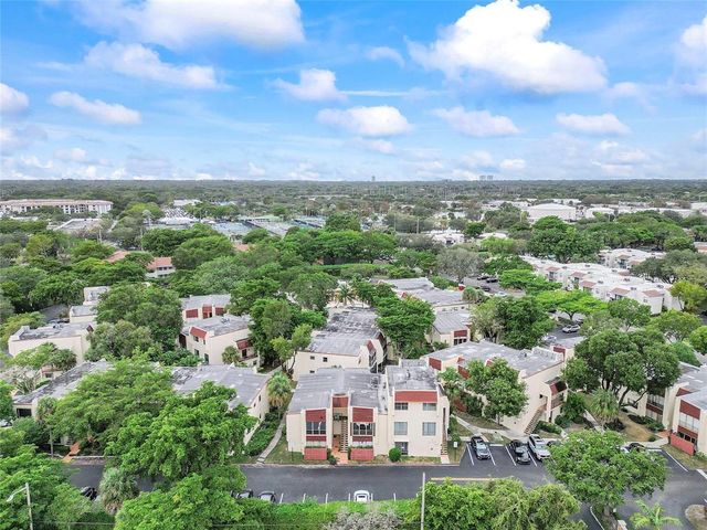 301 N Pine Island Road 107, Plantation, FL 33324