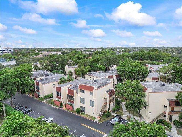 301 N Pine Island Road 107, Plantation, FL 33324