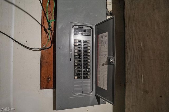 2890 Bailey Road, Cuyahoga Falls, OH 44221