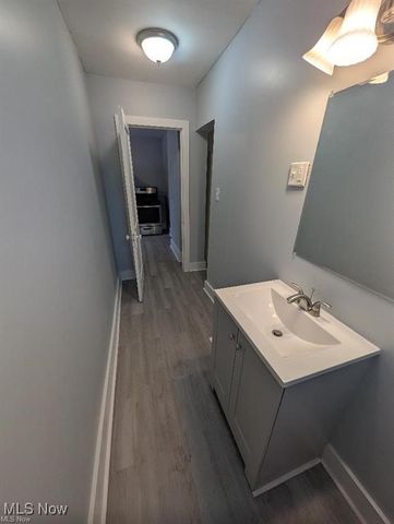 2890 Bailey Road, Cuyahoga Falls, OH 44221