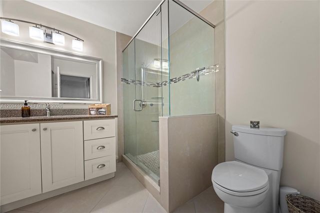 10631 NW 14th Street 222, Plantation, FL 33322