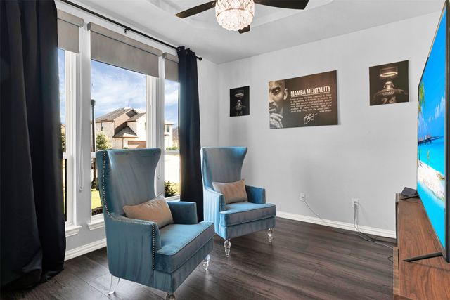 1121 Red Hawk Lane, Forney, TX 75126