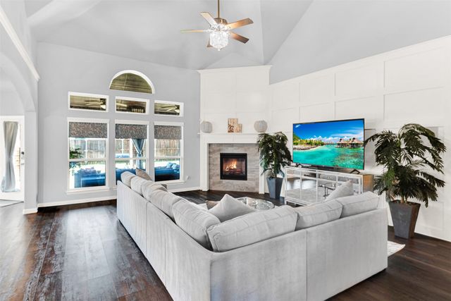 1121 Red Hawk Lane, Forney, TX 75126