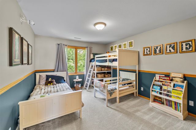 817 Vermont Circle, Ames, IA 50014