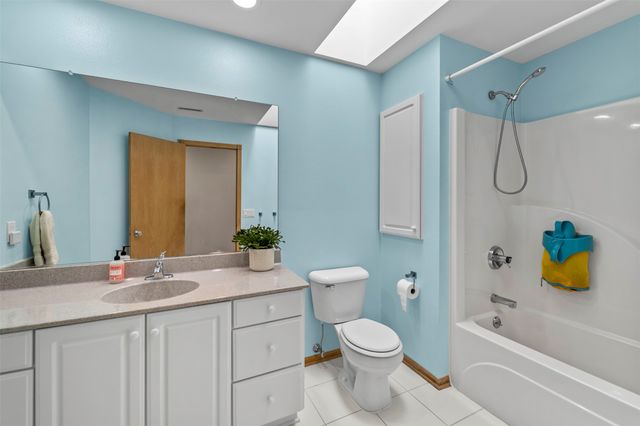 817 Vermont Circle, Ames, IA 50014