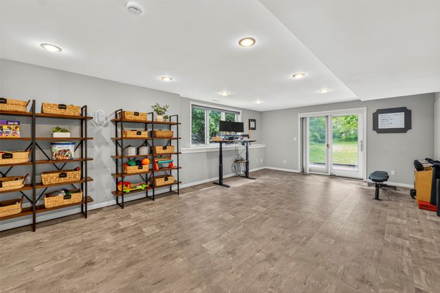 817 Vermont Circle, Ames, IA 50014