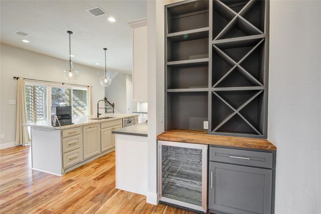 135 Bella Luce, Shenandoah, TX 77381