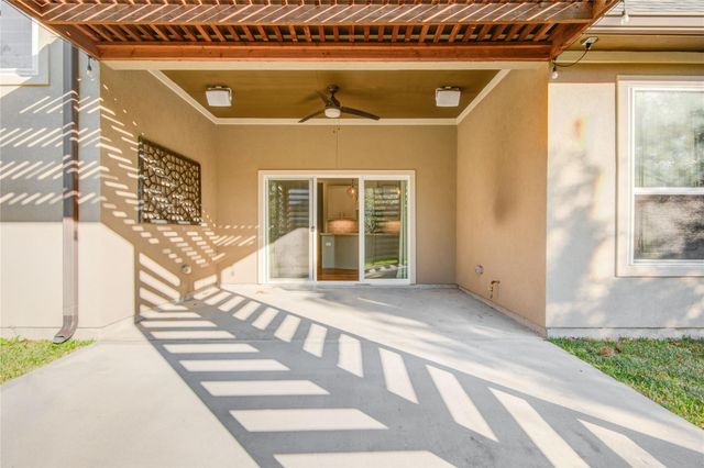 135 Bella Luce, Shenandoah, TX 77381