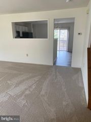 578 HIGHLAND TOWNE LN, Warrenton, VA 20186