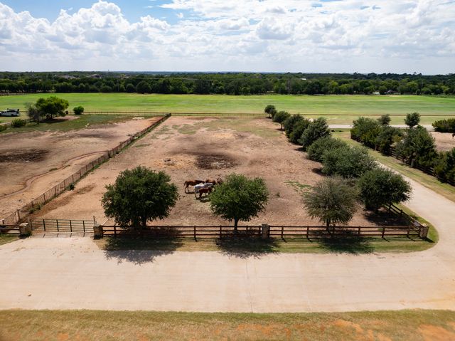 500 Prestonwood Polo Drive, Oak Point, TX 75068
