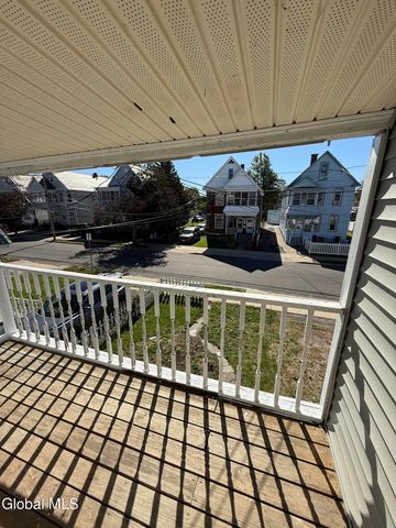 1320 4th Avenue, Schenectady, NY 12303