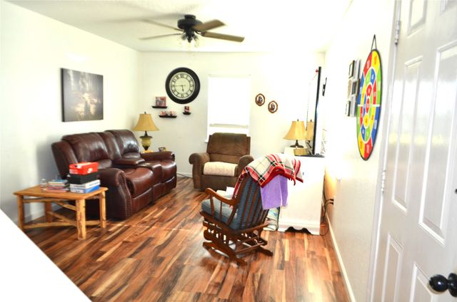 7331 Taylor Ranch Loop, Kaufman, TX 75142