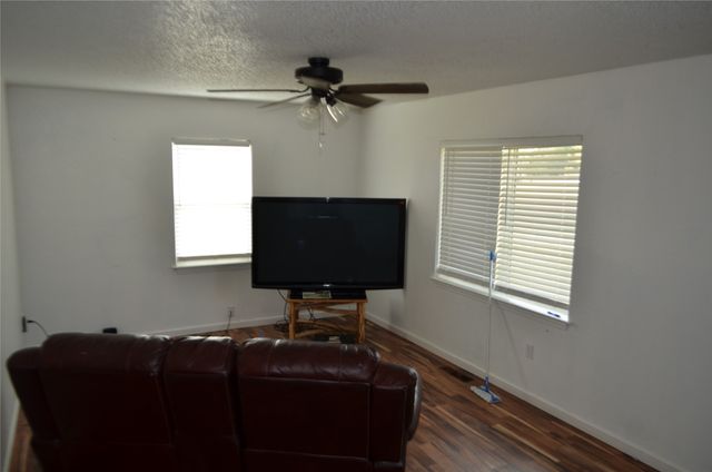 7331 Taylor Ranch Loop, Kaufman, TX 75142