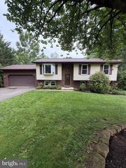 626 BARNES AVE, Westminster, MD 21157