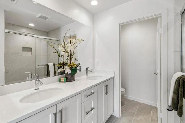 2572 Delphinium Lane, Carlsbad, CA 92008