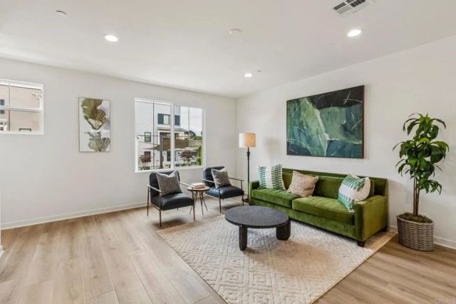 2572 Delphinium Lane, Carlsbad, CA 92008
