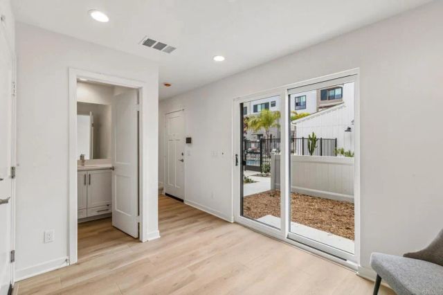 2572 Delphinium Lane, Carlsbad, CA 92008
