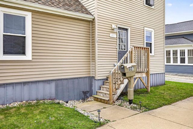 327 W 7TH AVENUE, Oshkosh, WI 54902
