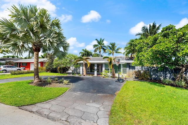 4461 NE 19th Avenue, Oakland Park, FL 33308