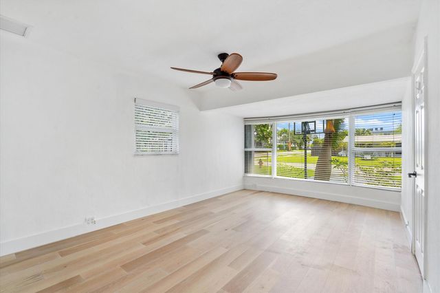 4461 NE 19th Avenue, Oakland Park, FL 33308
