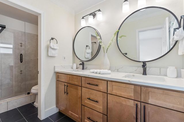 4461 NE 19th Avenue, Oakland Park, FL 33308