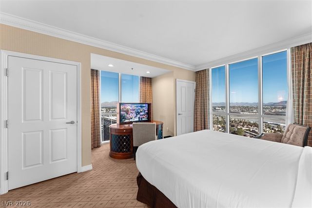 135 East Harmon Avenue 2120, Las Vegas, NV 89109