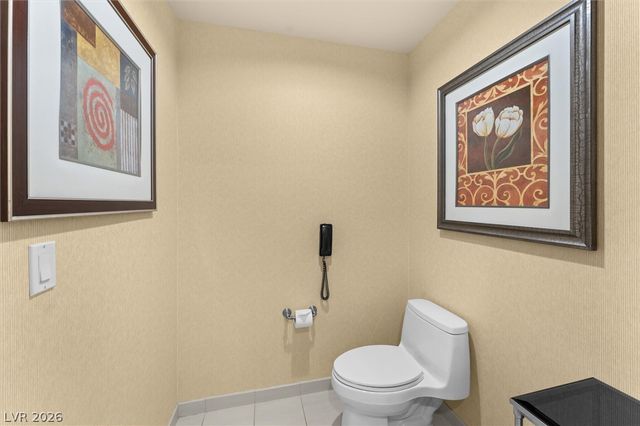 135 East Harmon Avenue 2120, Las Vegas, NV 89109
